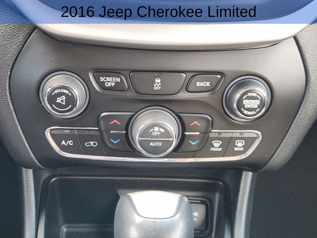 2016 Jeep Cherokee Limited 19