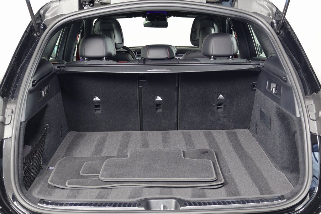 Thumbnail: 2025 Mercedes-Benz GLC - 14