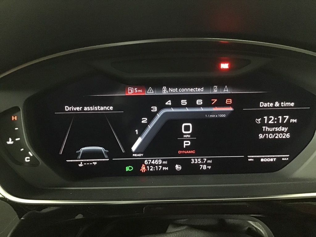 Used 2020 Black Audi 4.0T image 34
