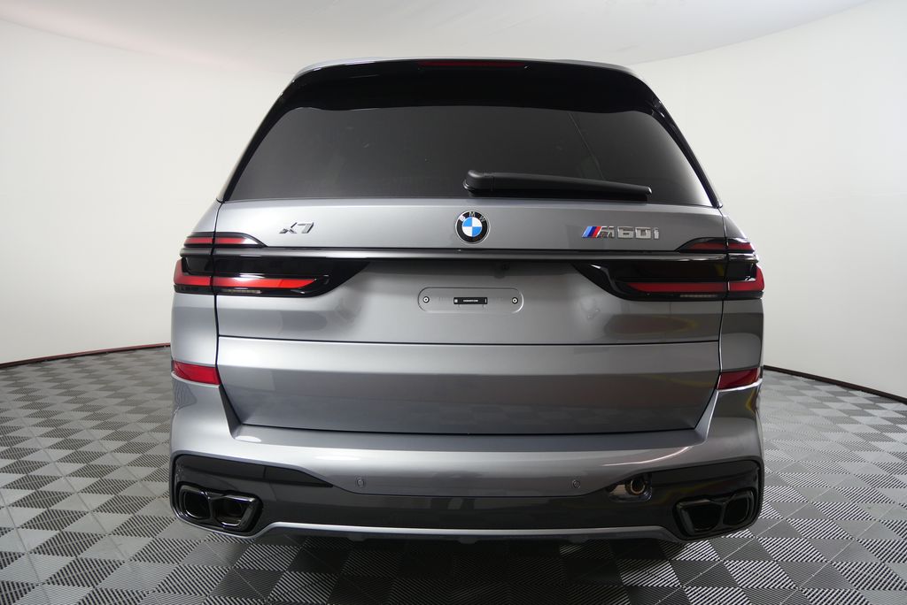 Thumbnail: 2026 BMW X7 - 4