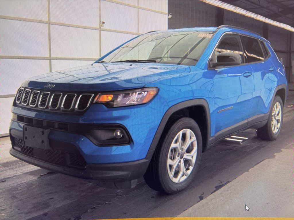 2025 Jeep Compass Latitude 4WD