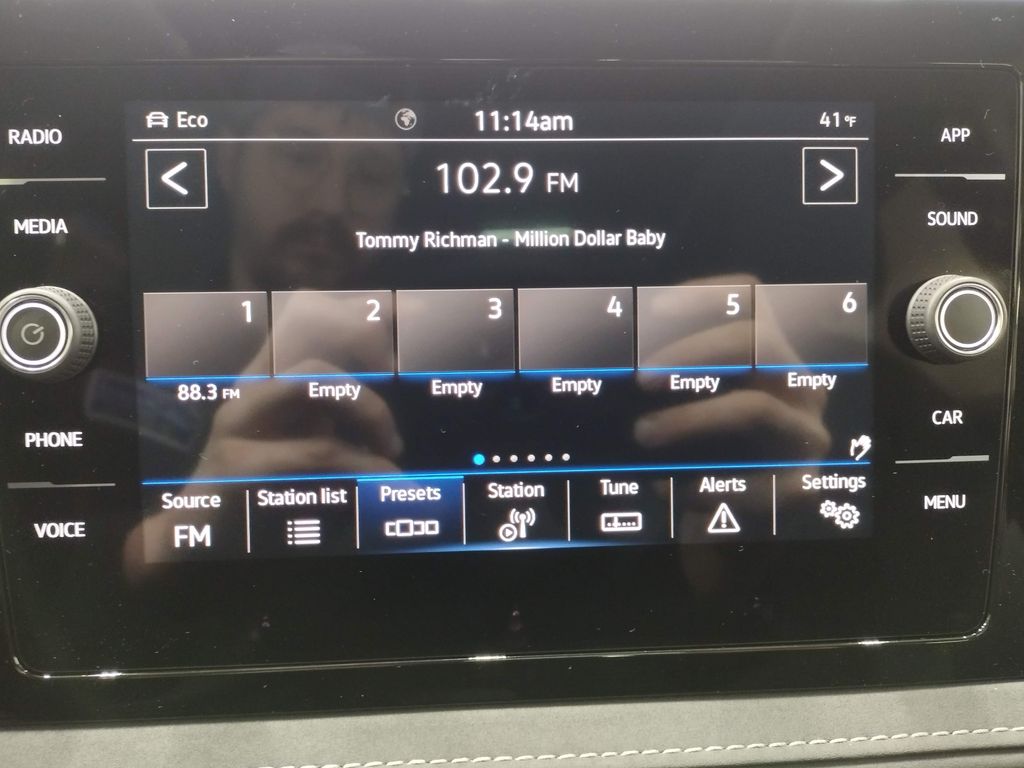 2025 Volkswagen Taos 1.5T SE Black