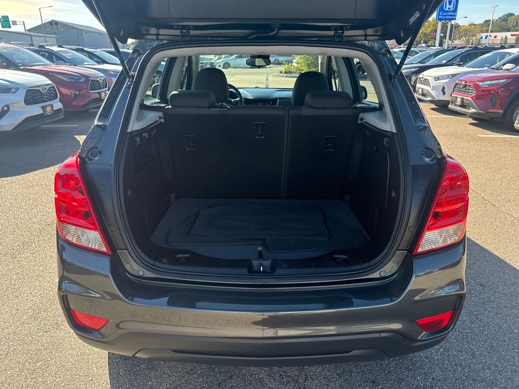 2020 Chevrolet Trax LS photo 7