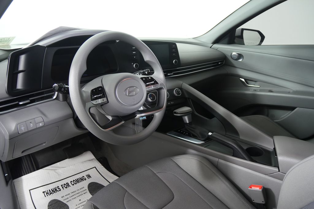 Thumbnail: 2024 Hyundai Elantra - 14