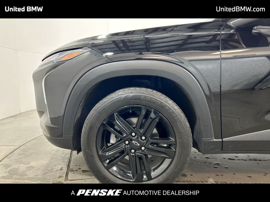 Thumbnail: 2024 Chevrolet Trax - 10