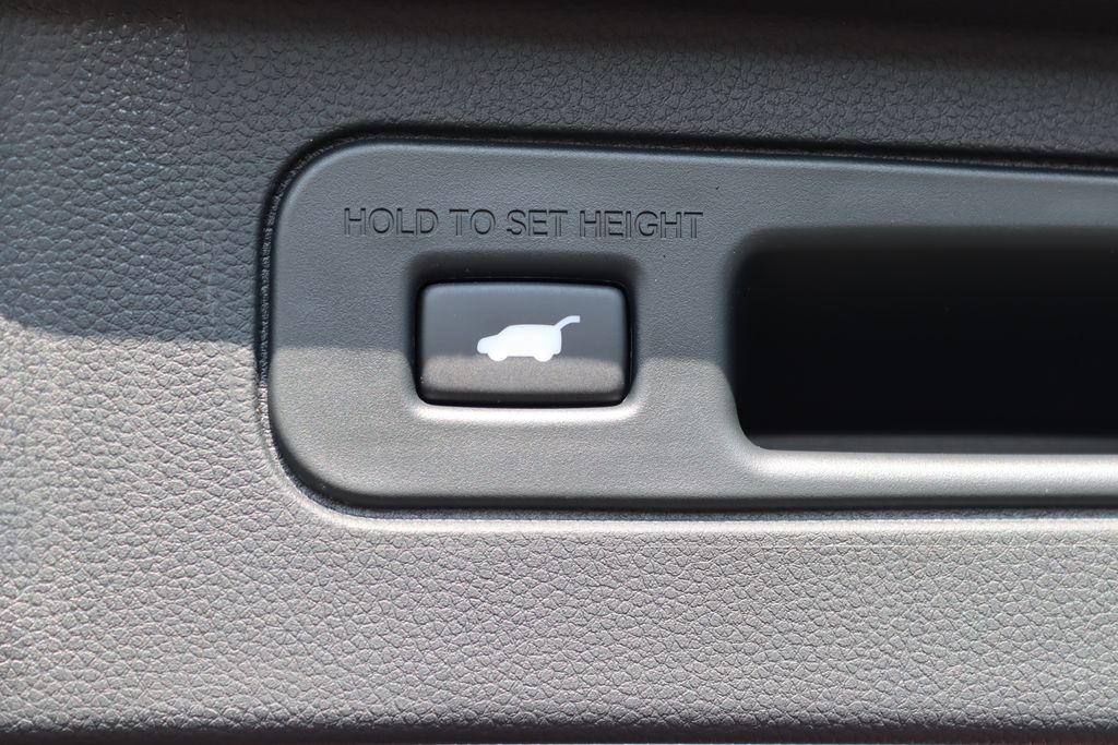 Thumbnail: 2025 Honda Pilot - 15