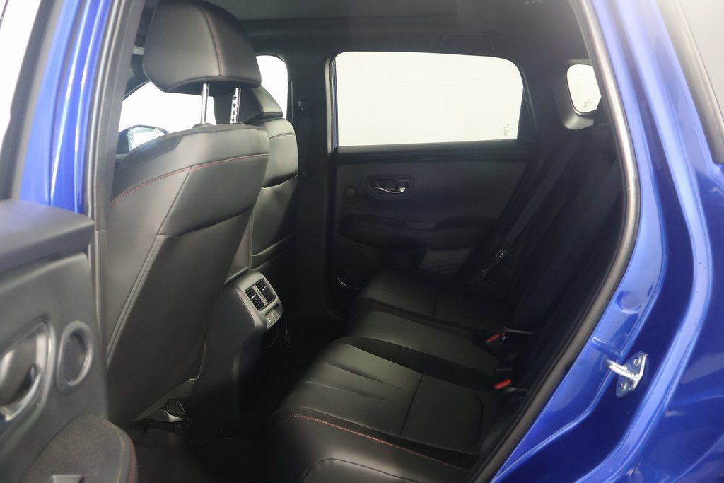 Thumbnail: 2025 Acura ADX - 6