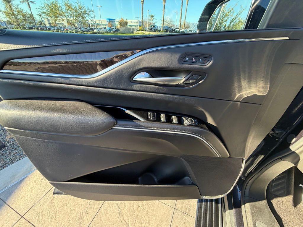 Thumbnail: 2023 Cadillac Escalade - 21