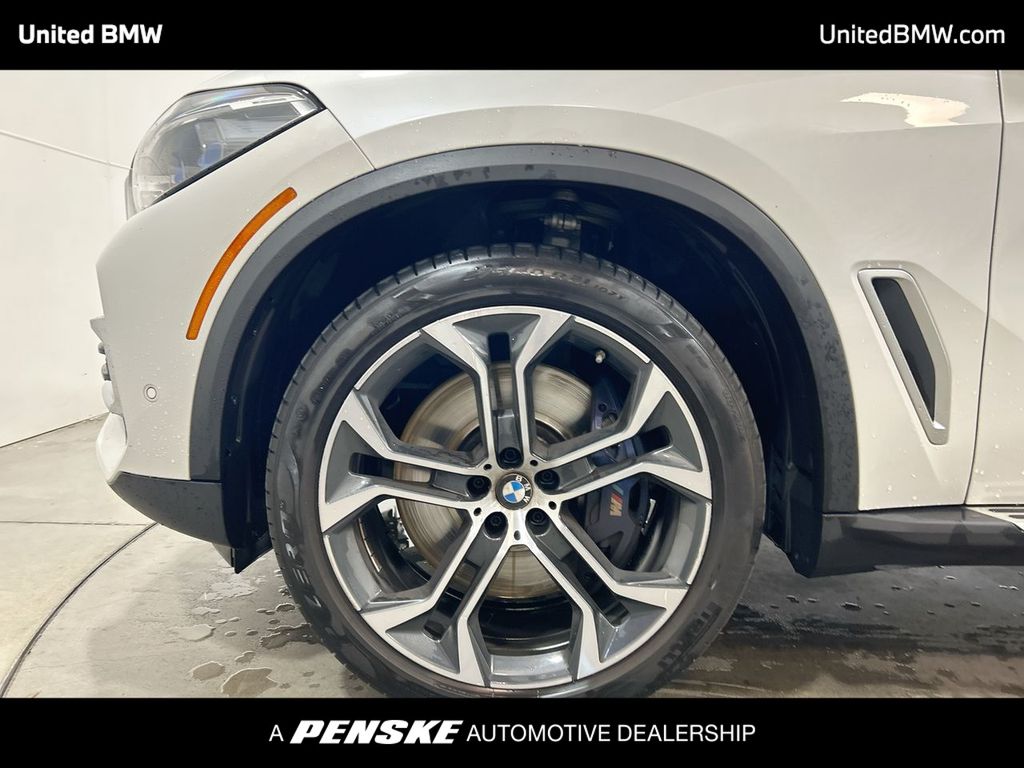 Thumbnail: 2020 BMW X5 - 10