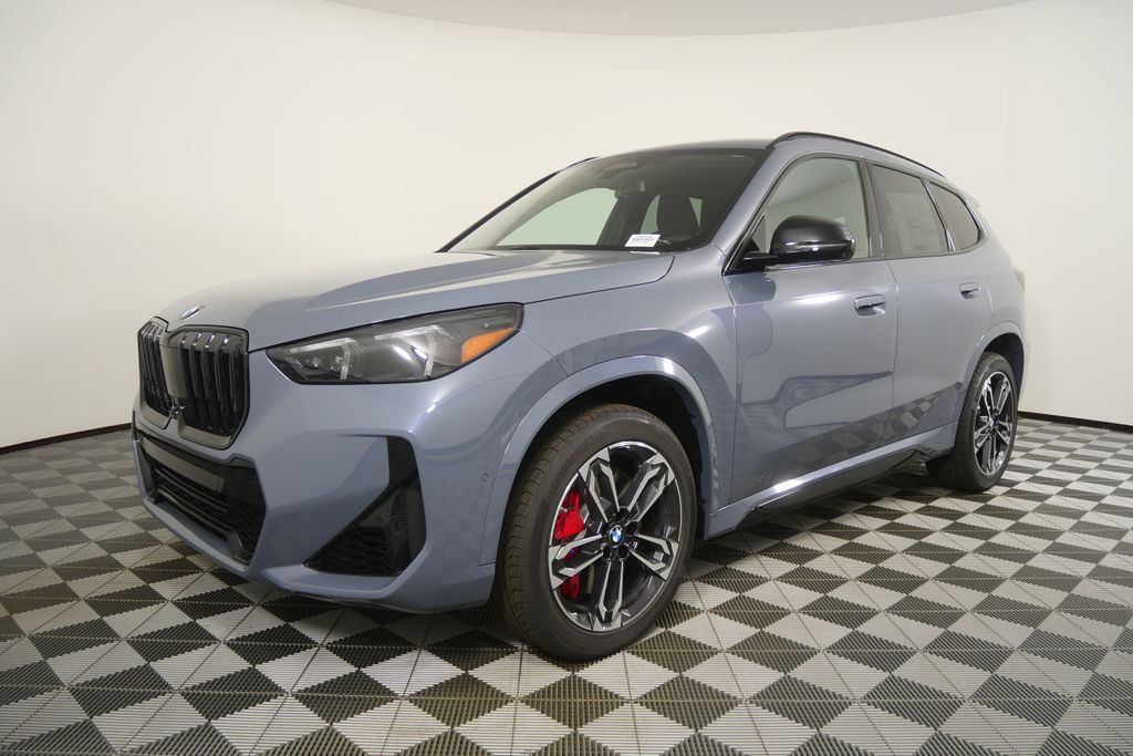 Thumbnail: 2027 BMW X1 - 7