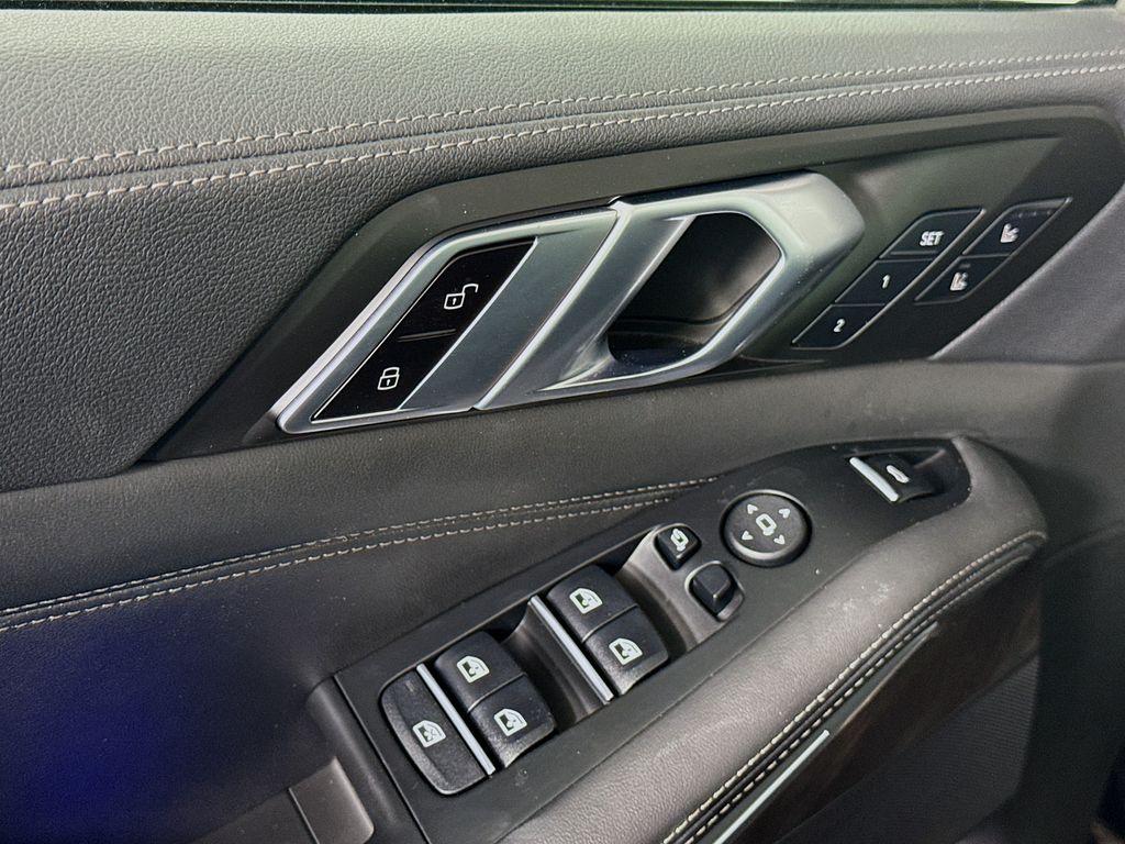 Thumbnail: 2022 BMW X5 - 18