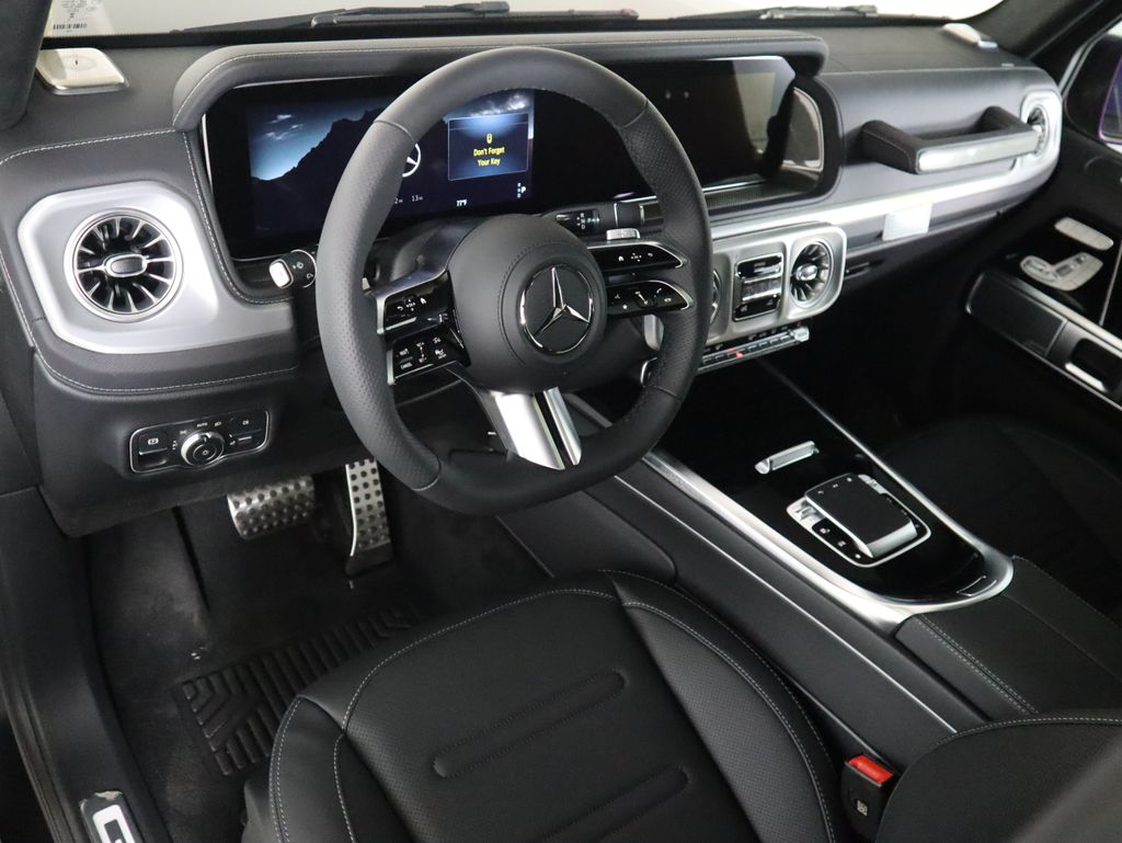 Thumbnail: 2025 Mercedes-Benz G-Class - 10