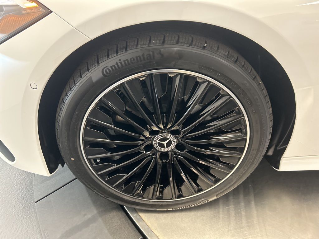 Thumbnail: 2026 Mercedes-Benz CLE - 10