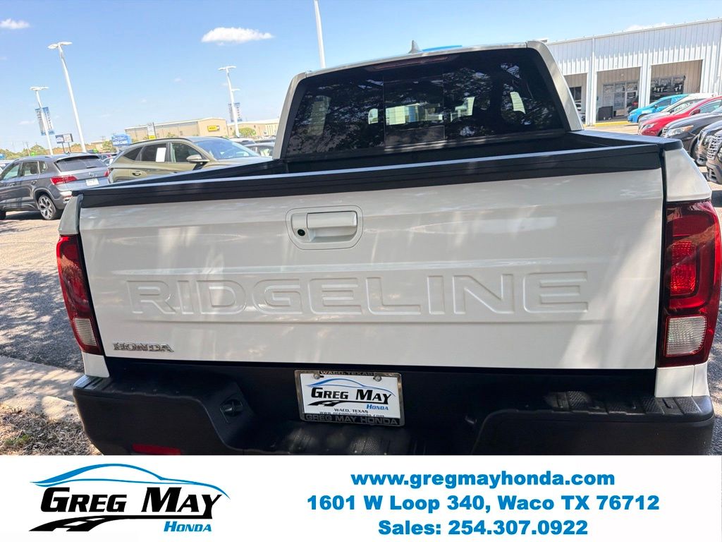 2025 Honda Ridgeline RTL White at Greg May Honda
