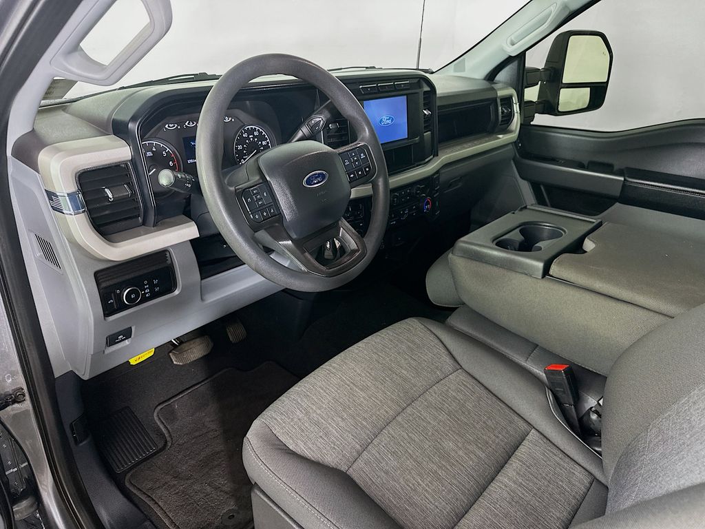 Used 2024 Gray Ford XL image 30