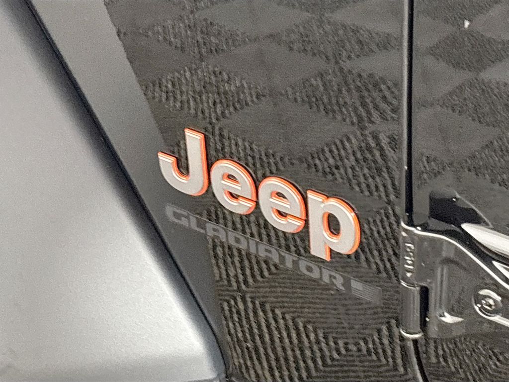 2025 Jeep Gladiator Mojave