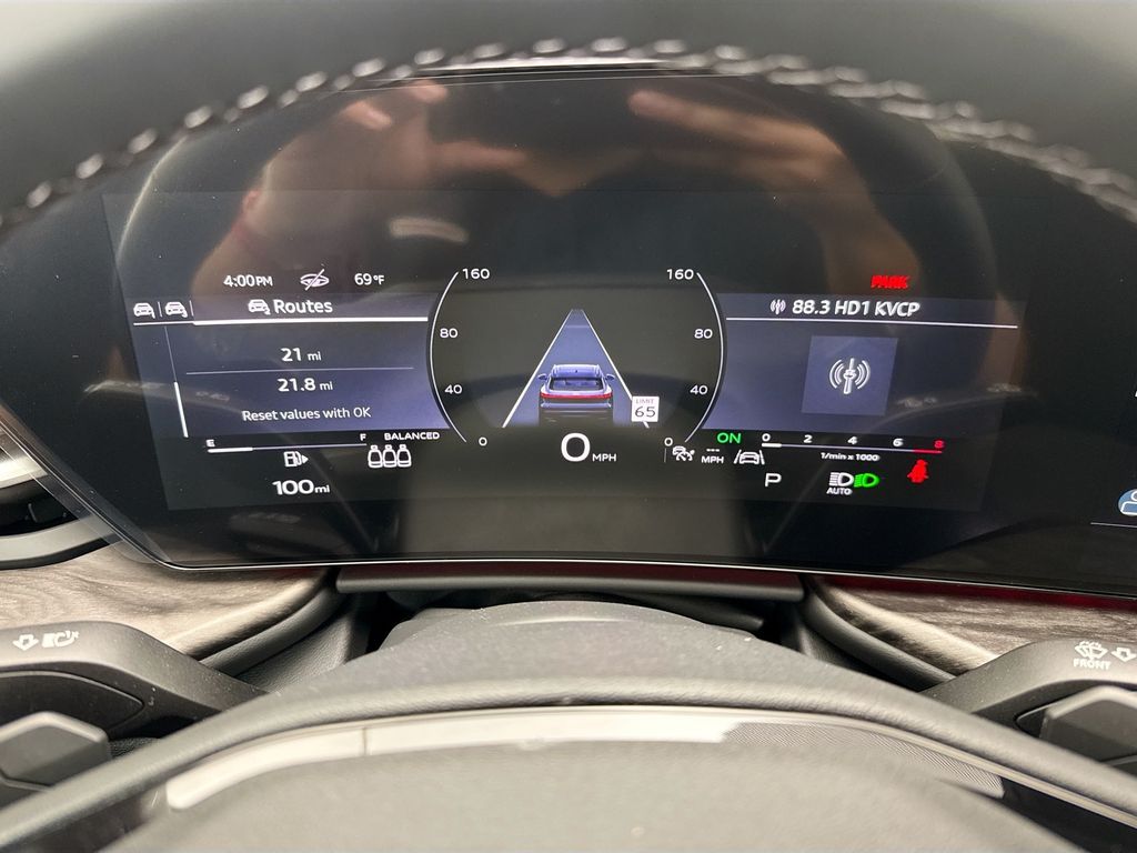 Thumbnail: 2025 Audi Q5 - 31