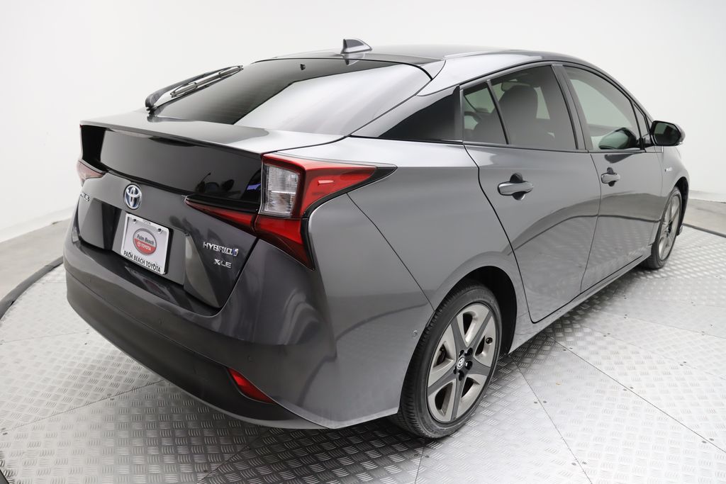 2020 Toyota Prius XLE 8