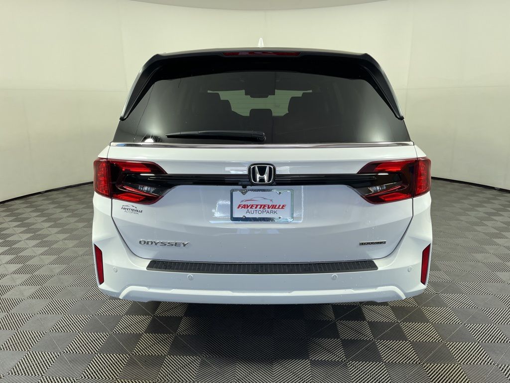 2025 Honda Odyssey Touring 4