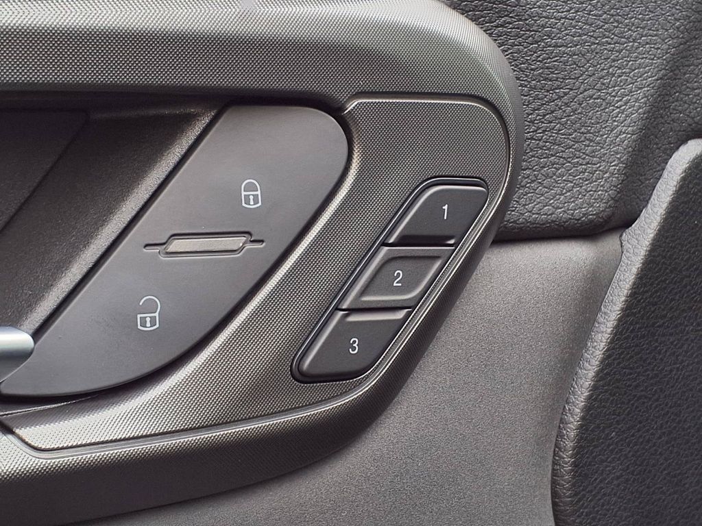 Used 2024 Dodge Hornet SUV