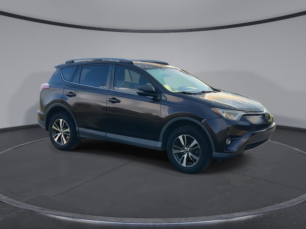 Thumbnail: 2018 Toyota RAV4 - 2