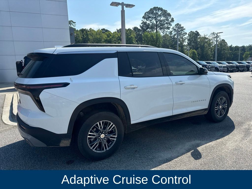 2026 Chevrolet Traverse FWD LT