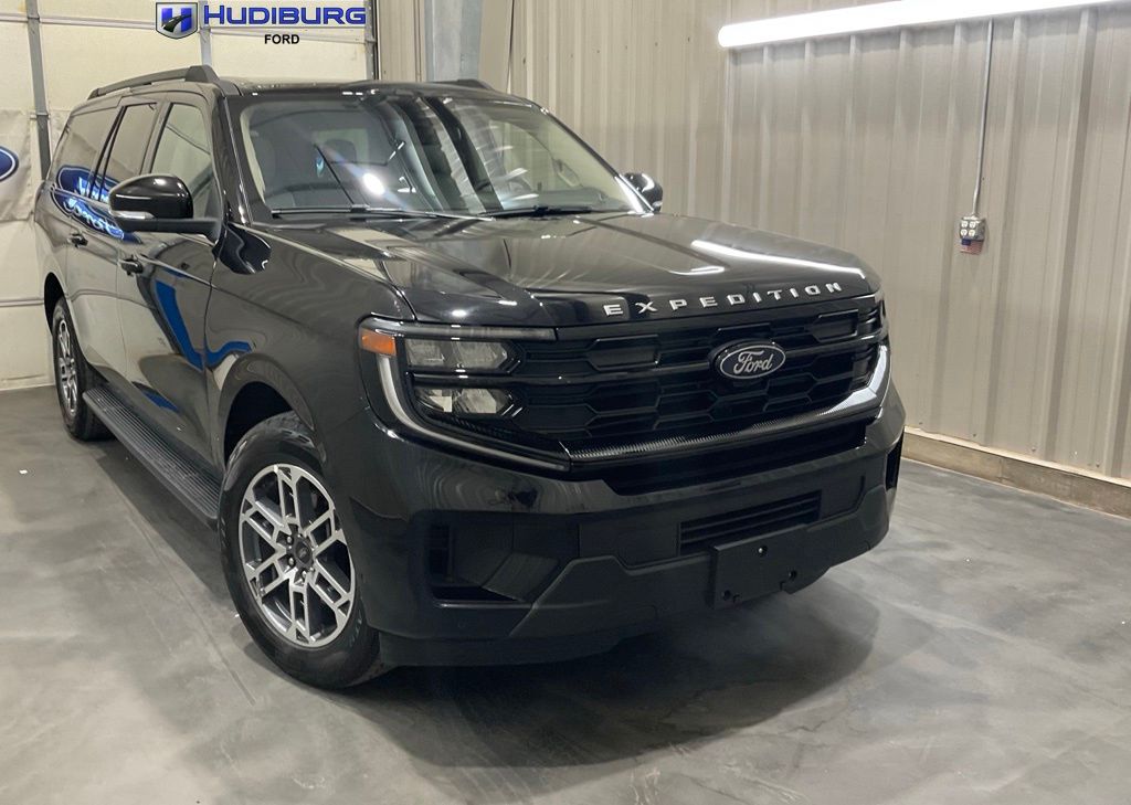 Black Metallic 2025 Ford Expedition SUV / Crossover Four-Wheel Drive Automatic