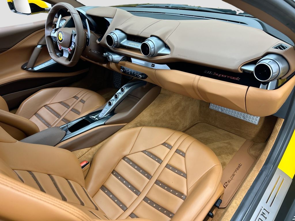 Thumbnail: 2019 Ferrari 812 - 16