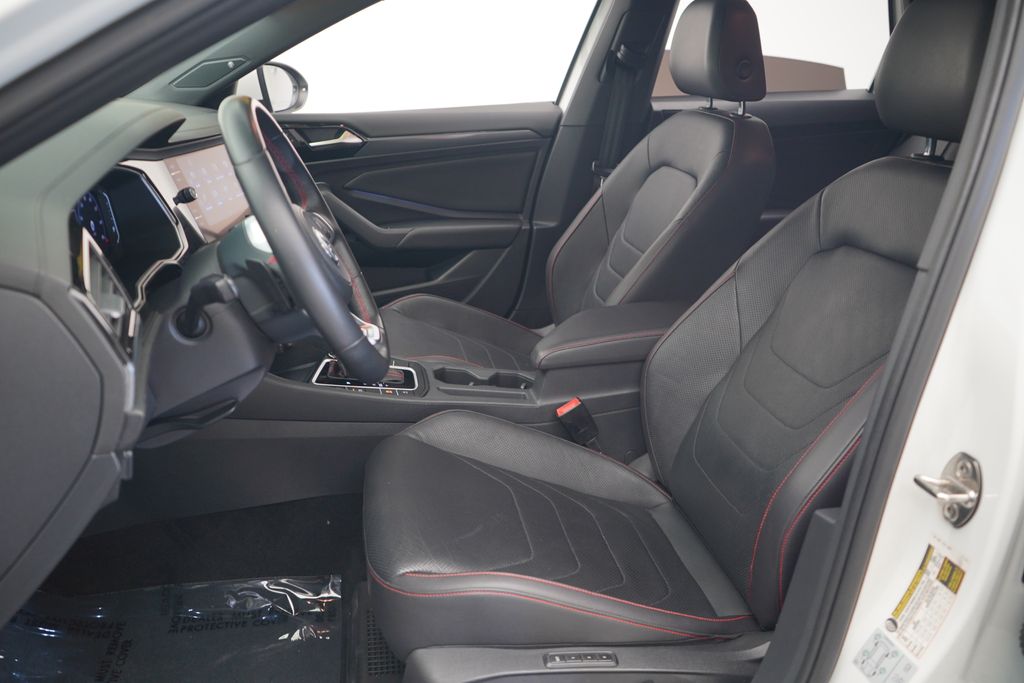 Thumbnail: 2019 Volkswagen Jetta - 6