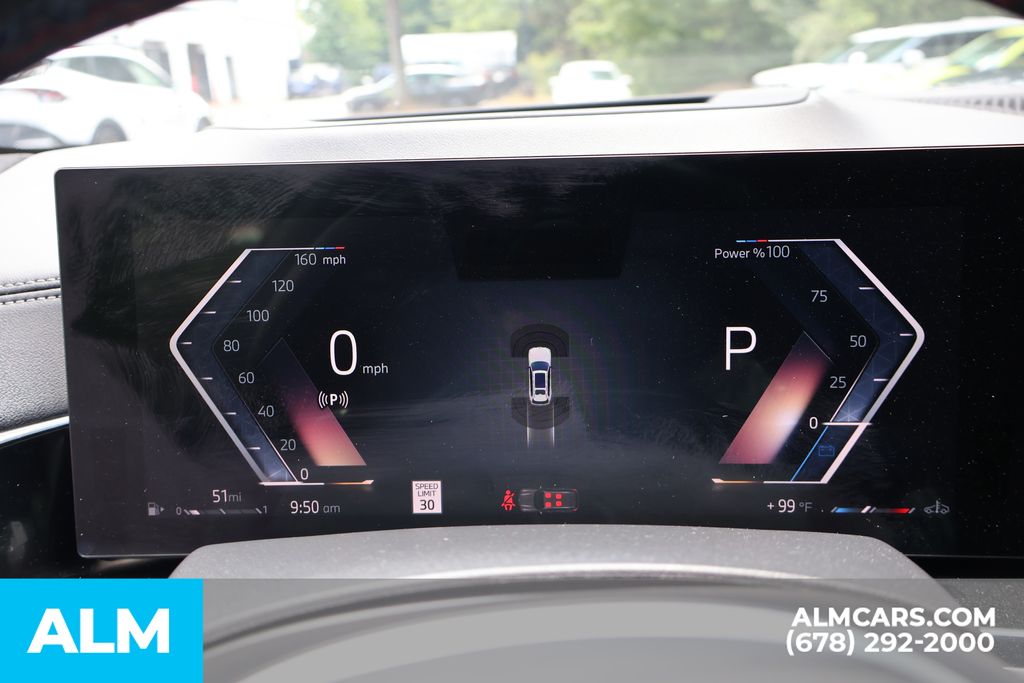 Used 2023 White BMW M60i image 43