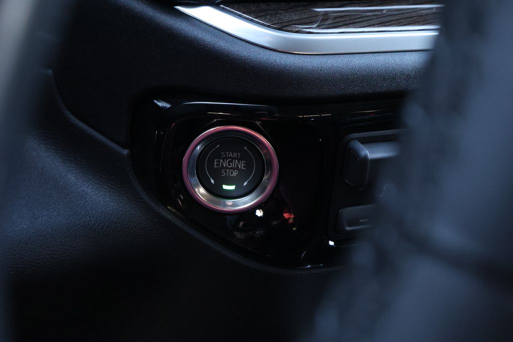 Thumbnail: 2026 Chevrolet Silverado 1500 - 32