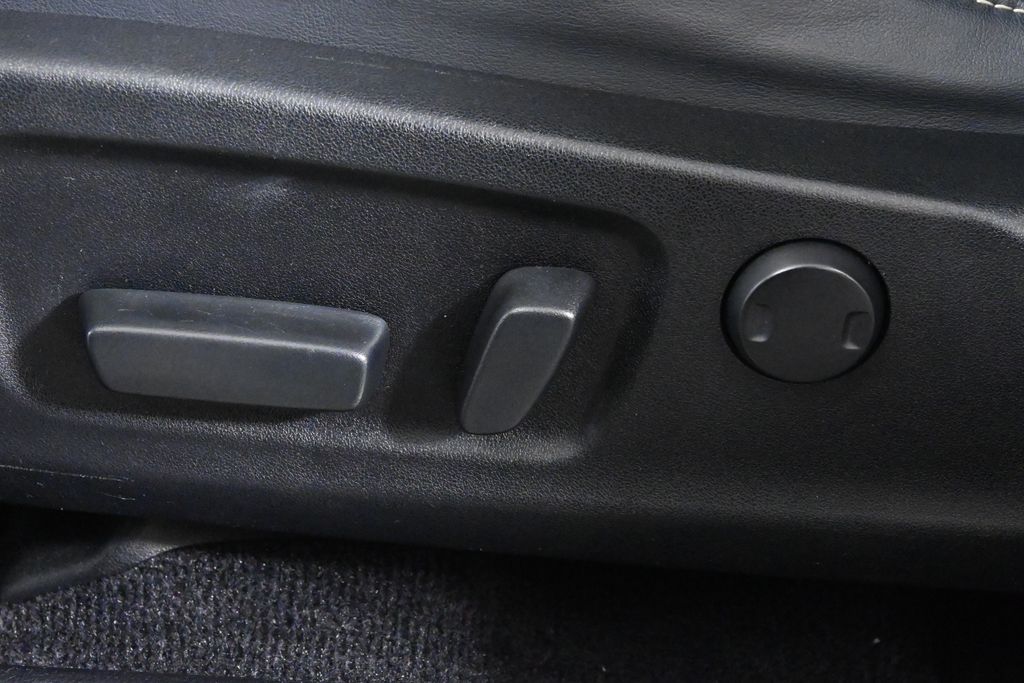 Thumbnail: 2021 Lexus RX - 29