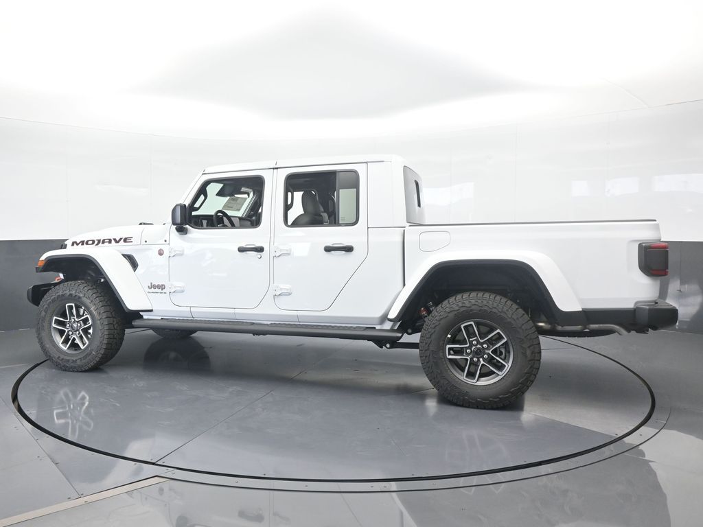 New 2026 Bright White Clearcoat Jeep Mojave image 3