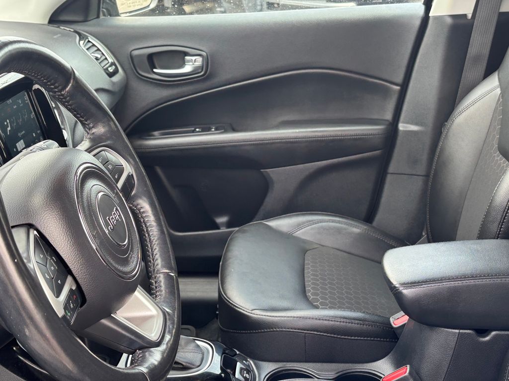 Used Car 2021 Jeep Compass  Altitude For Sale Under $25,000 In Austin, Texas