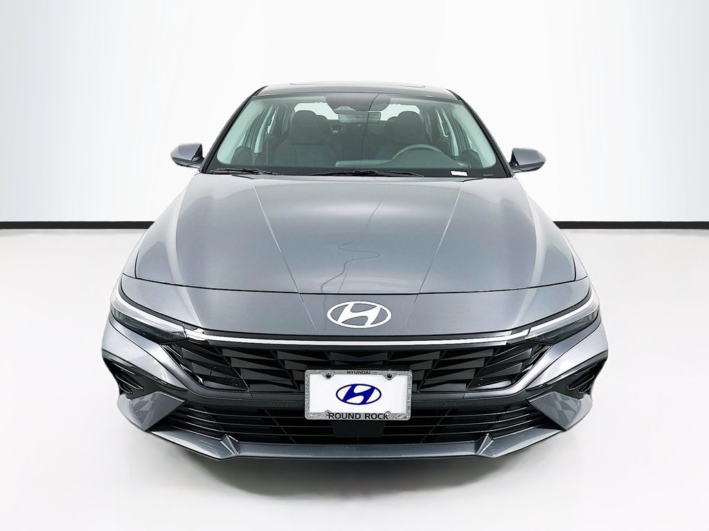 2024 Hyundai Elantra SEL 2