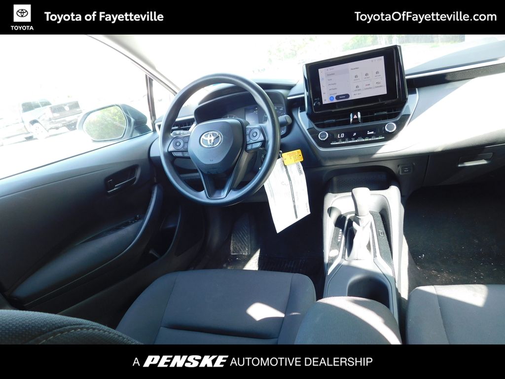 2023 Toyota Corolla LE 3