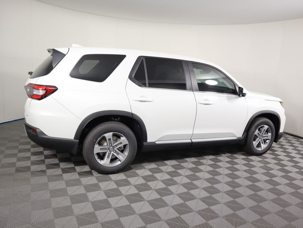 Thumbnail: 2025 Honda Pilot - 4