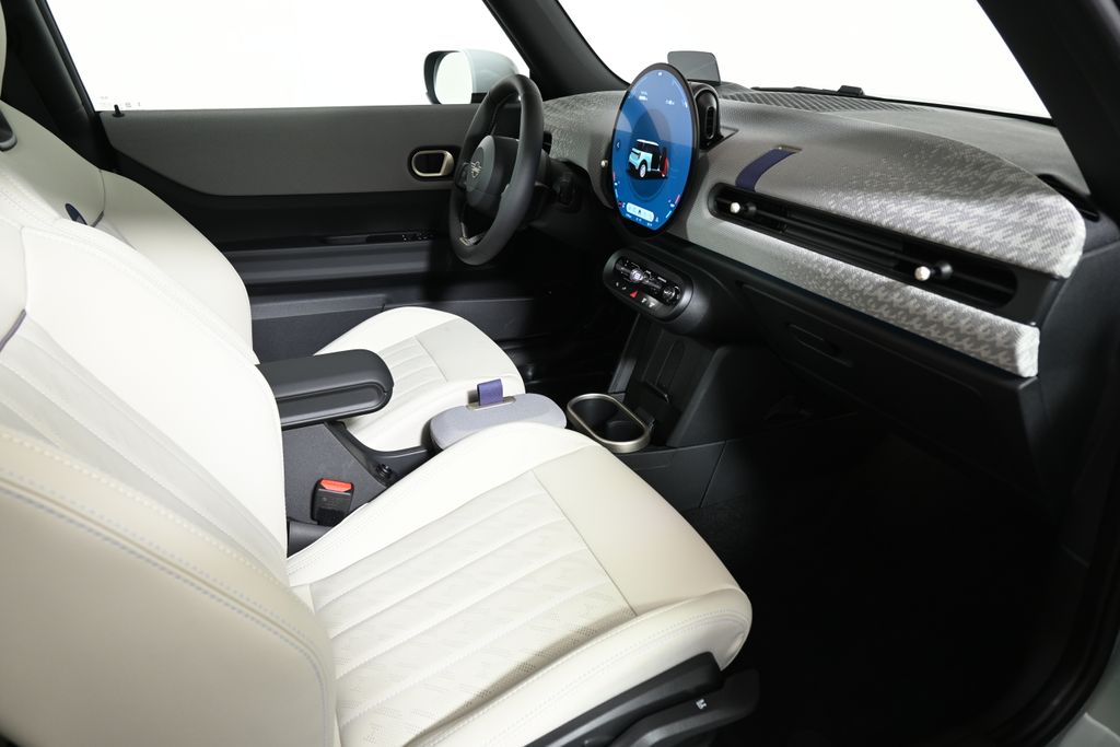 Thumbnail: 2026 MINI Cooper - 19