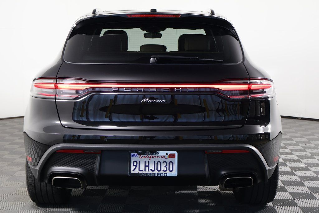 Thumbnail: 2024 Porsche Macan - 5