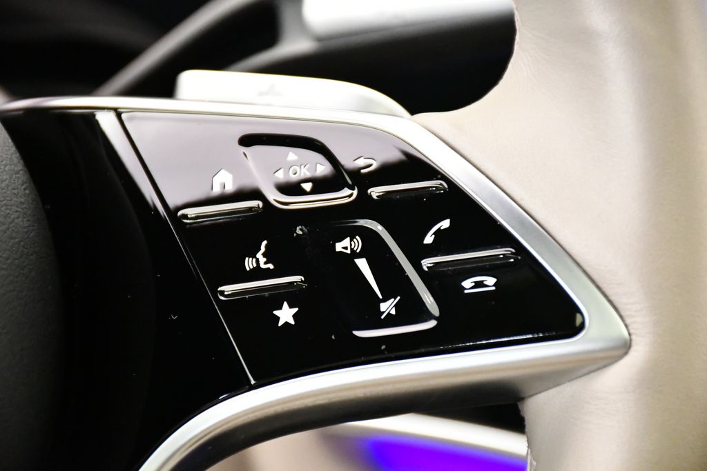 Thumbnail: 2023 Mercedes-Benz EQS - 23