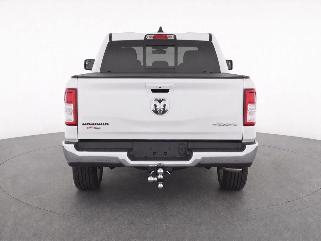 Used 2022 White Ram Big Horn/Lone Star image 6