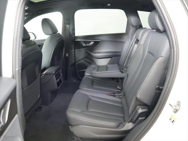 Thumbnail: 2025 Audi Q7 - 20