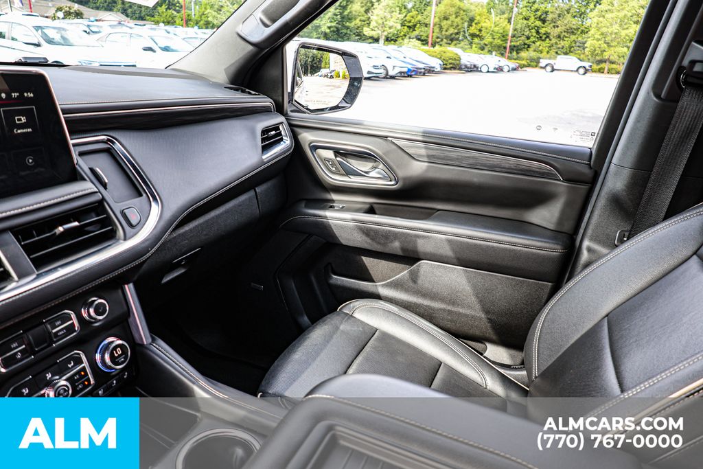 Used 2024 White GMC SLT image 44