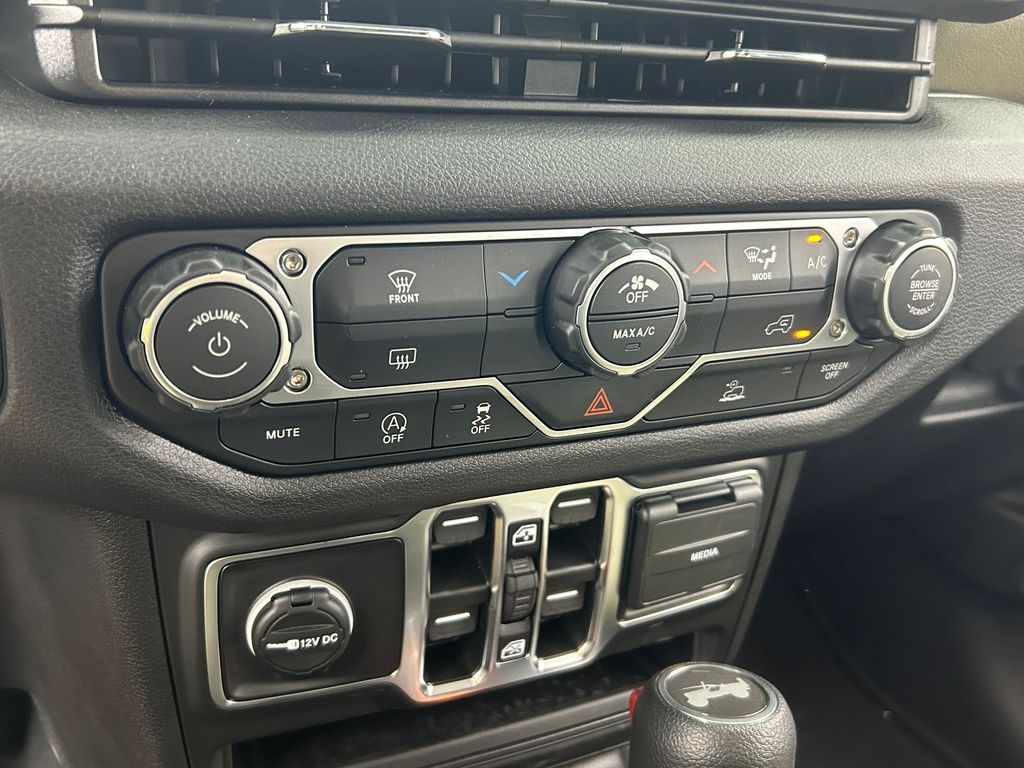 New 2026 Pj5 Jeep Sport image 20