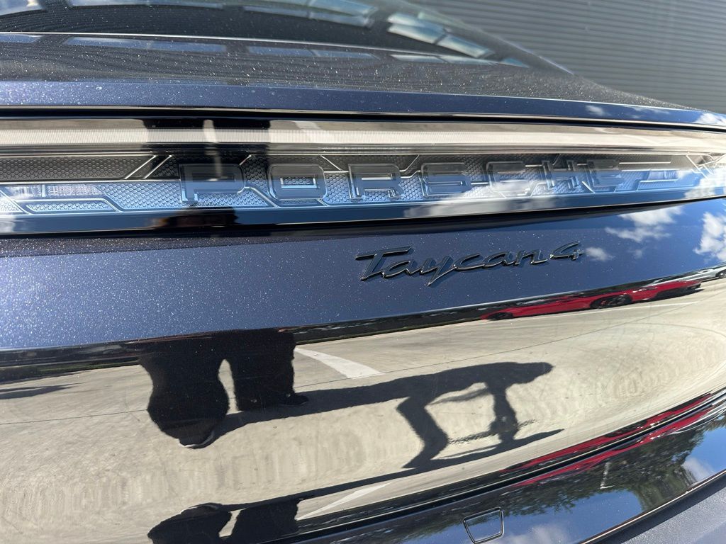Thumbnail: 2026 Porsche Taycan - 14