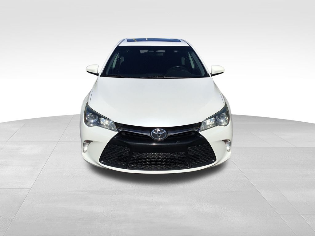 Thumbnail: 2016 Toyota Camry - 8