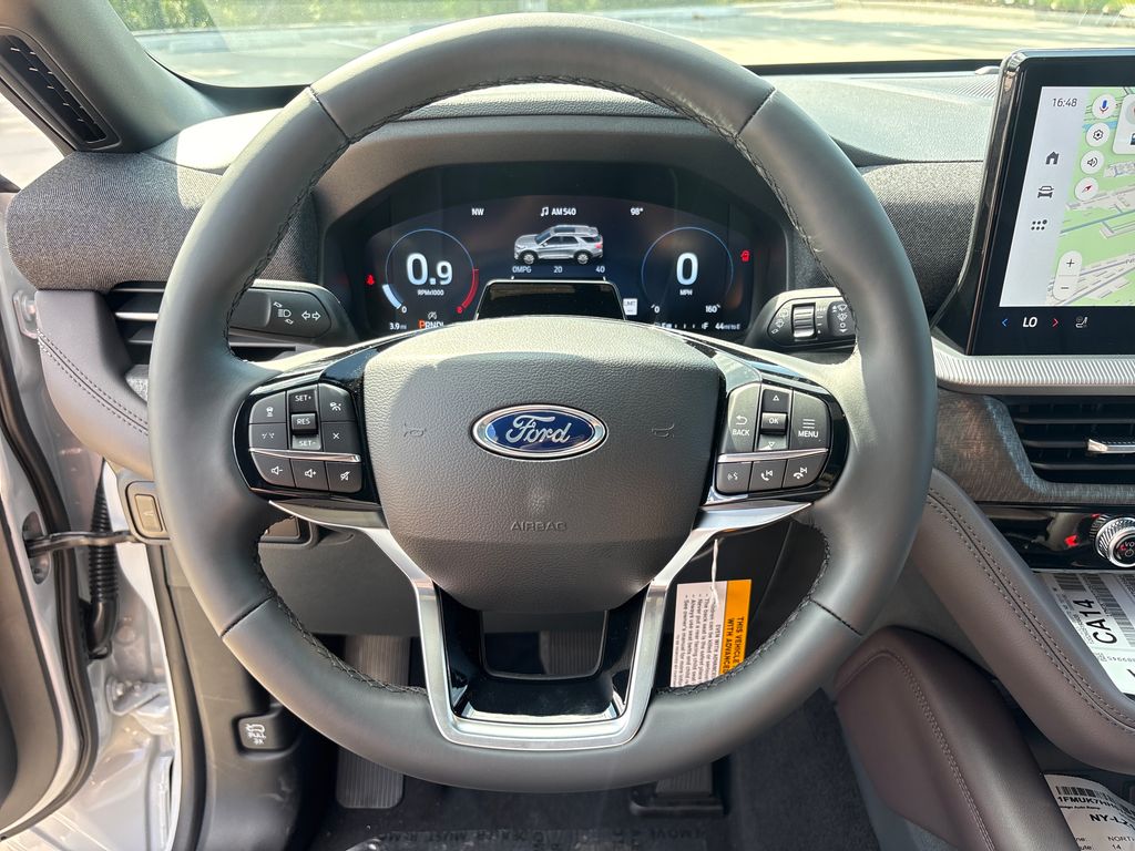 New 2026 White Ford Platinum image 17