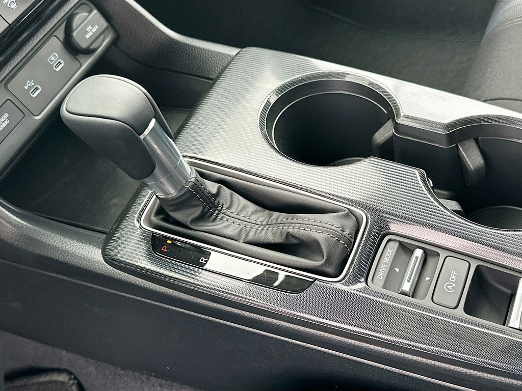 2025 Honda Civic Sport 14