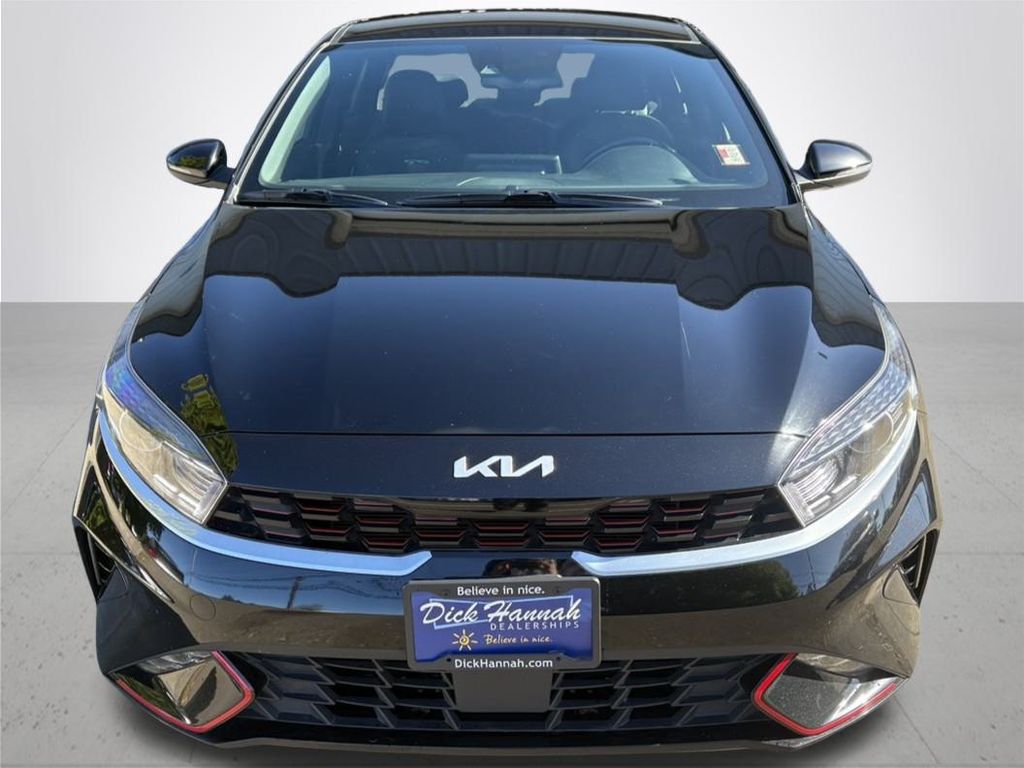 2024 Kia Forte GT-Line photo 3