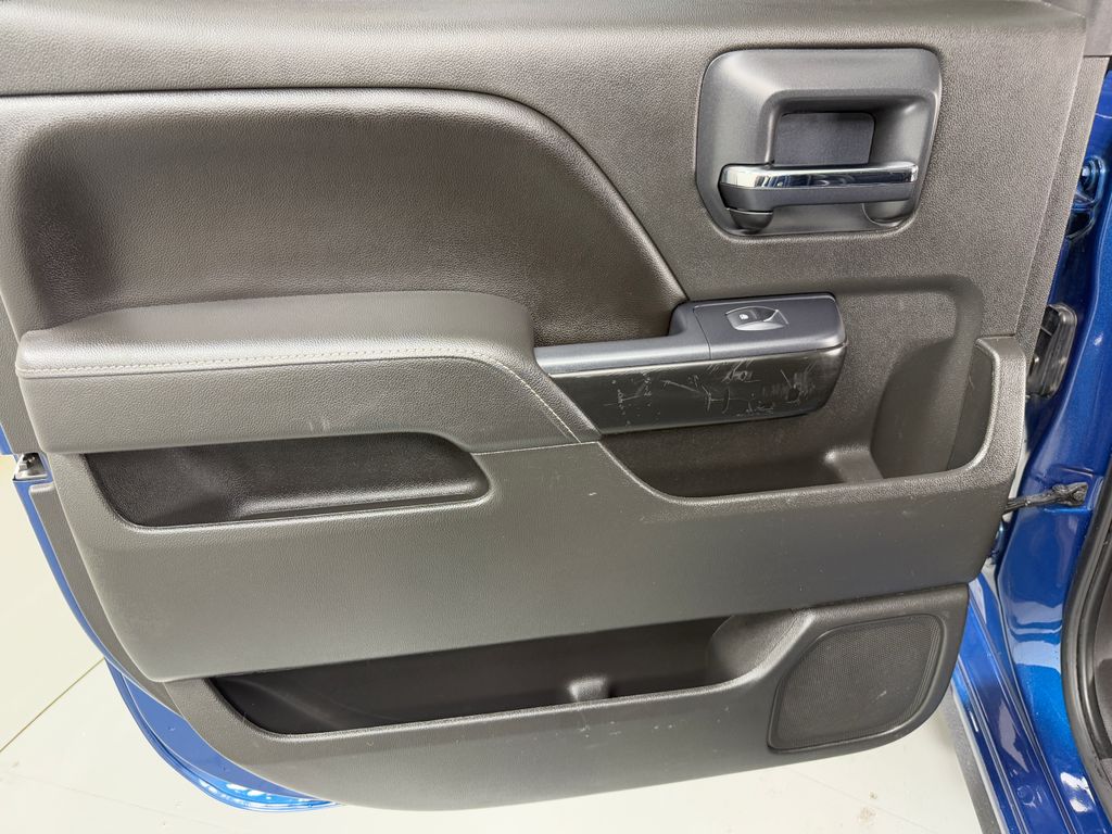 Used 2015 Blue Chevrolet LTZ image 41